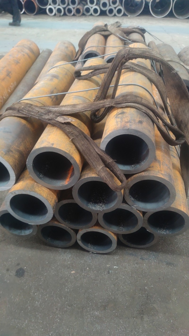 静宁静宁静宁15CrMoG无缝钢管切割